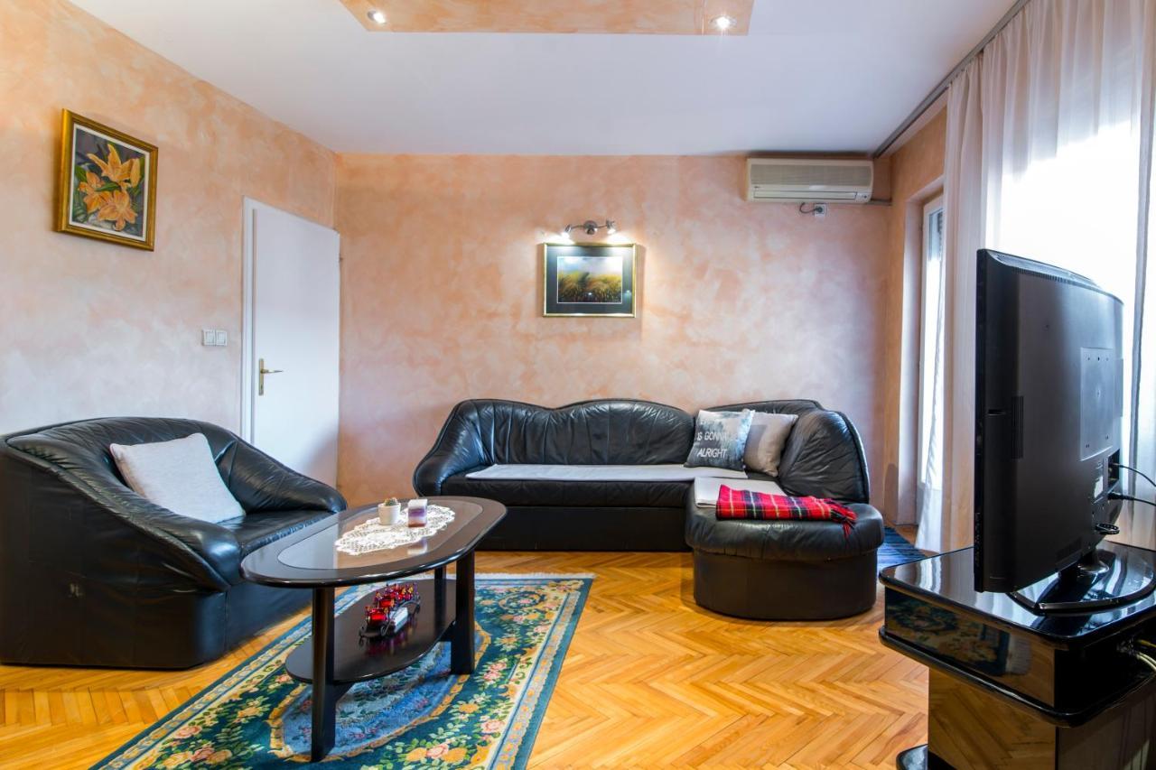 Apartment City Center Новий Сад Екстер'єр фото