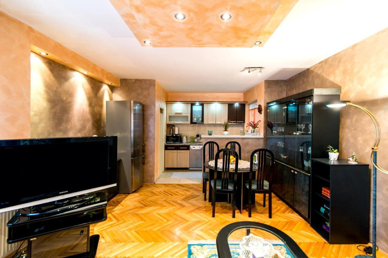 Apartment City Center Новий Сад Екстер'єр фото